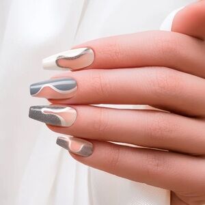 KISS Gel Fantasy DreamDust Glue-on Nails - Next Level    impress beauty press-on